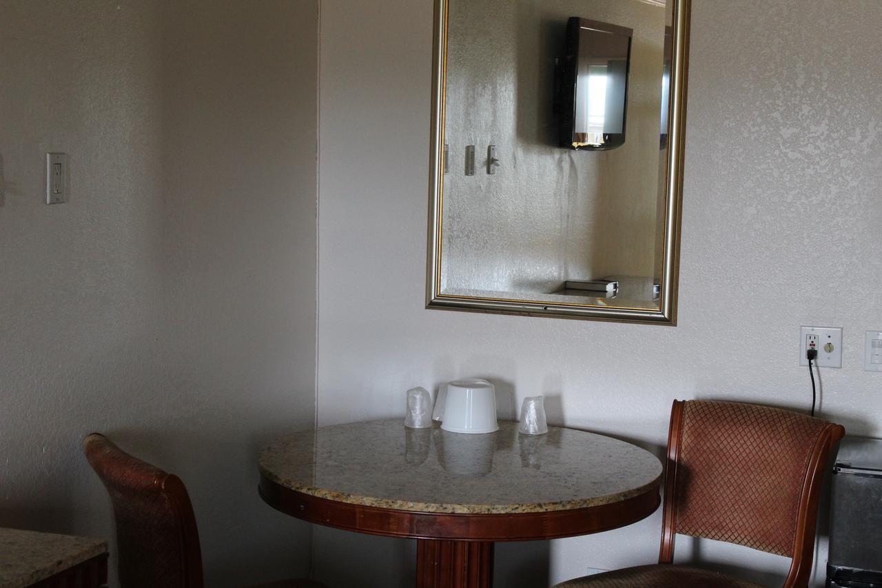Starlite Motel Bellflower Eksteriør bilde
